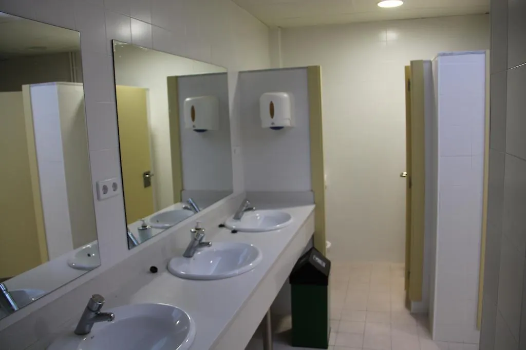 Albergue Pere El Gran Santes Creus Hostel